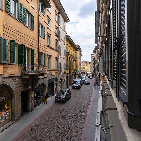 Magic Place Bergamo! Classy Apartment In The Heart Of The City Εξωτερικό φωτογραφία