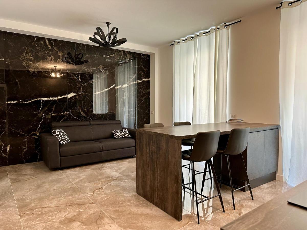 Magic Place Bergamo! Classy Apartment In The Heart Of The City Εξωτερικό φωτογραφία