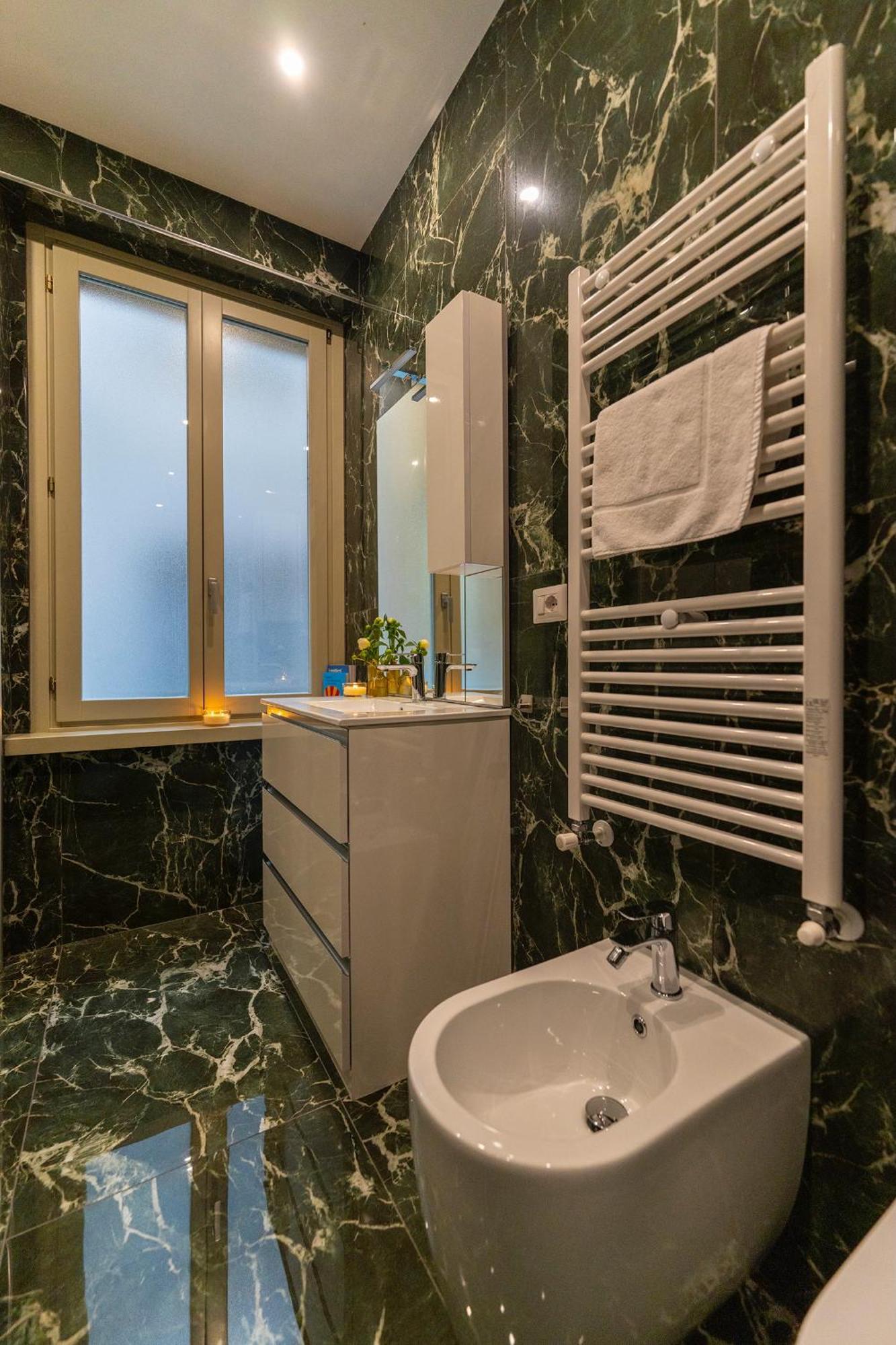 Magic Place Bergamo! Classy Apartment In The Heart Of The City Εξωτερικό φωτογραφία