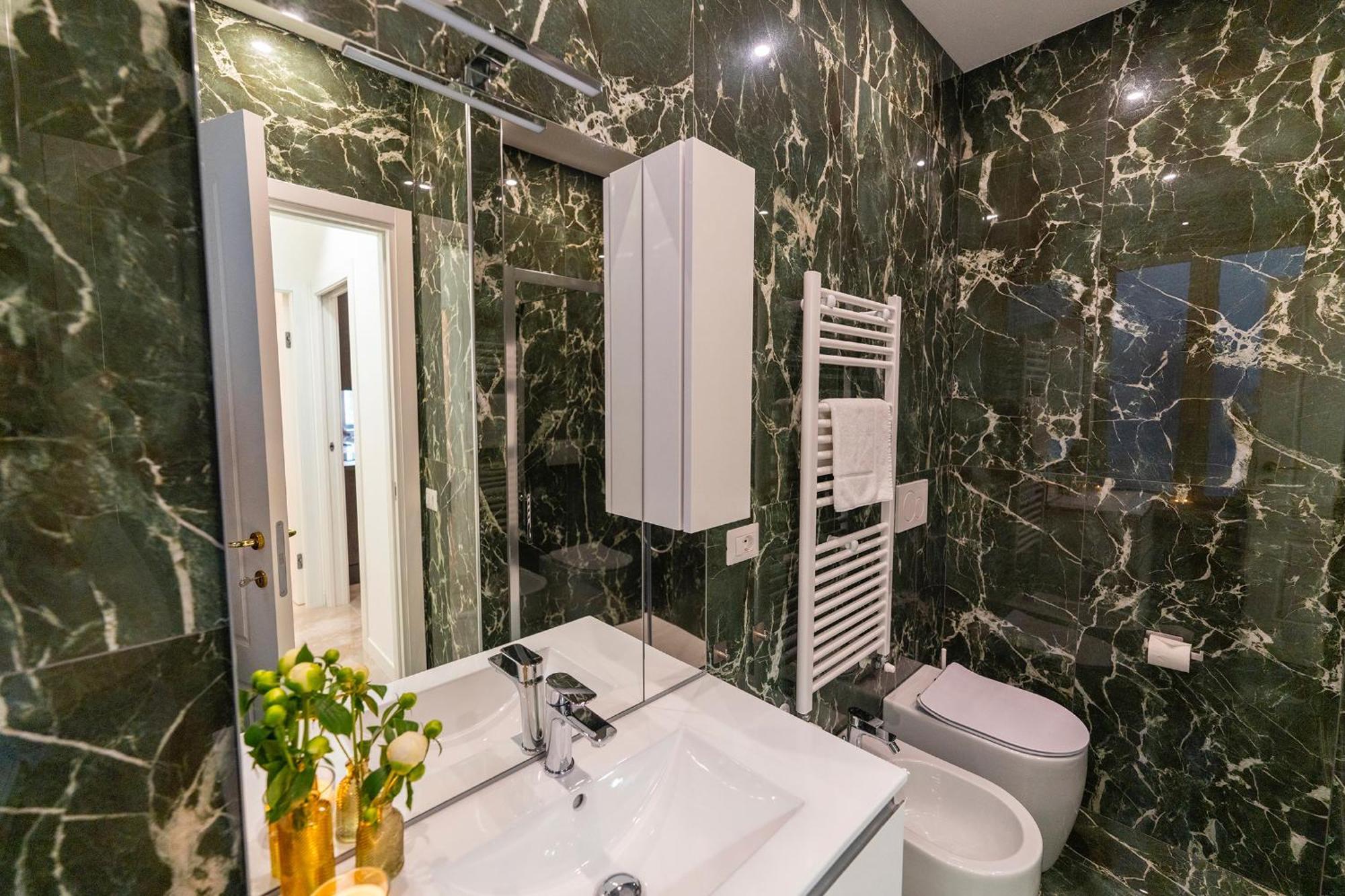 Magic Place Bergamo! Classy Apartment In The Heart Of The City Εξωτερικό φωτογραφία