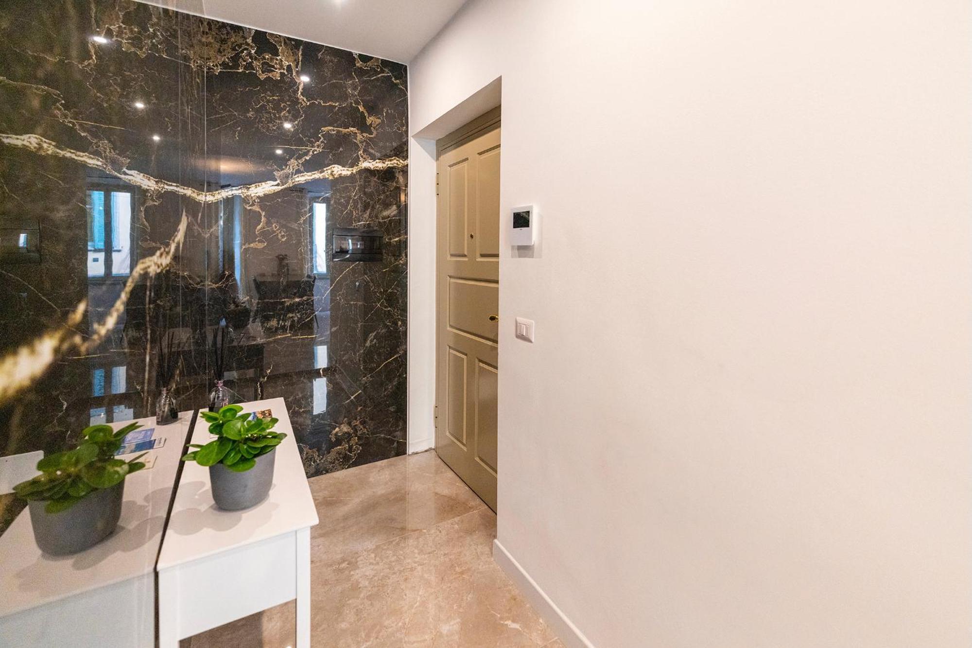 Magic Place Bergamo! Classy Apartment In The Heart Of The City Εξωτερικό φωτογραφία
